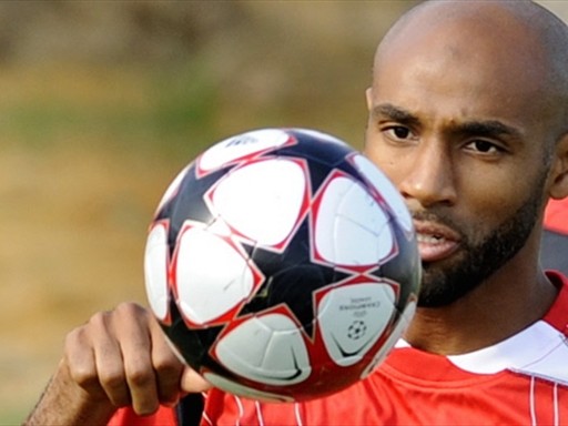 فردریک کانوته frederic-oumar-kanoute-99.jpg