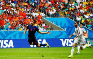 2014-06-13T194932Z_01_TIM218_RTRIDSP_3_SOCCER-WORLD-M03-ESP-NED-13-06-2014-22-06-14-420