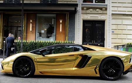 لامبورگینی اونتادور پلاک عربستان طلایی لامبورگینی اونتادور پلاک عربستان طلایی