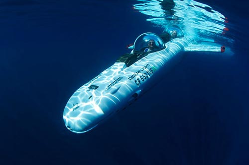عکس های جالب و دیدنی زیر دریایی برقی عکس های جالب و دیدنی زیر دریایی برقی
