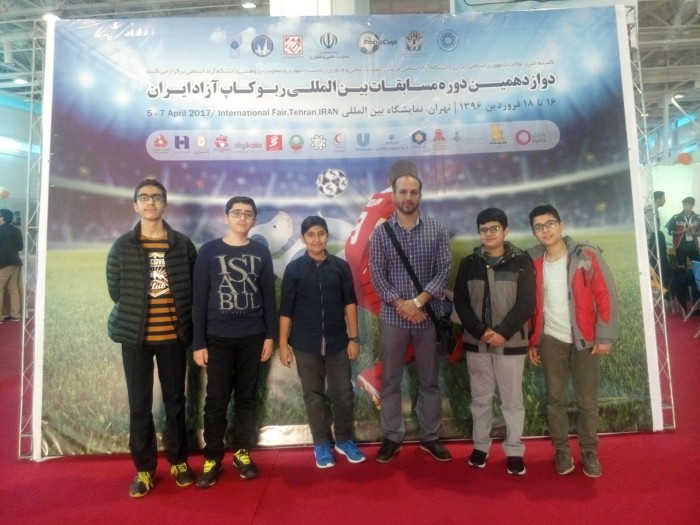 ef2a6eef-c5cc-45f6-b382-f0019f341055