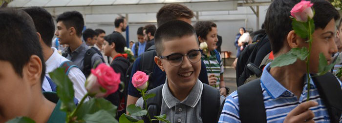 مهر و دانش